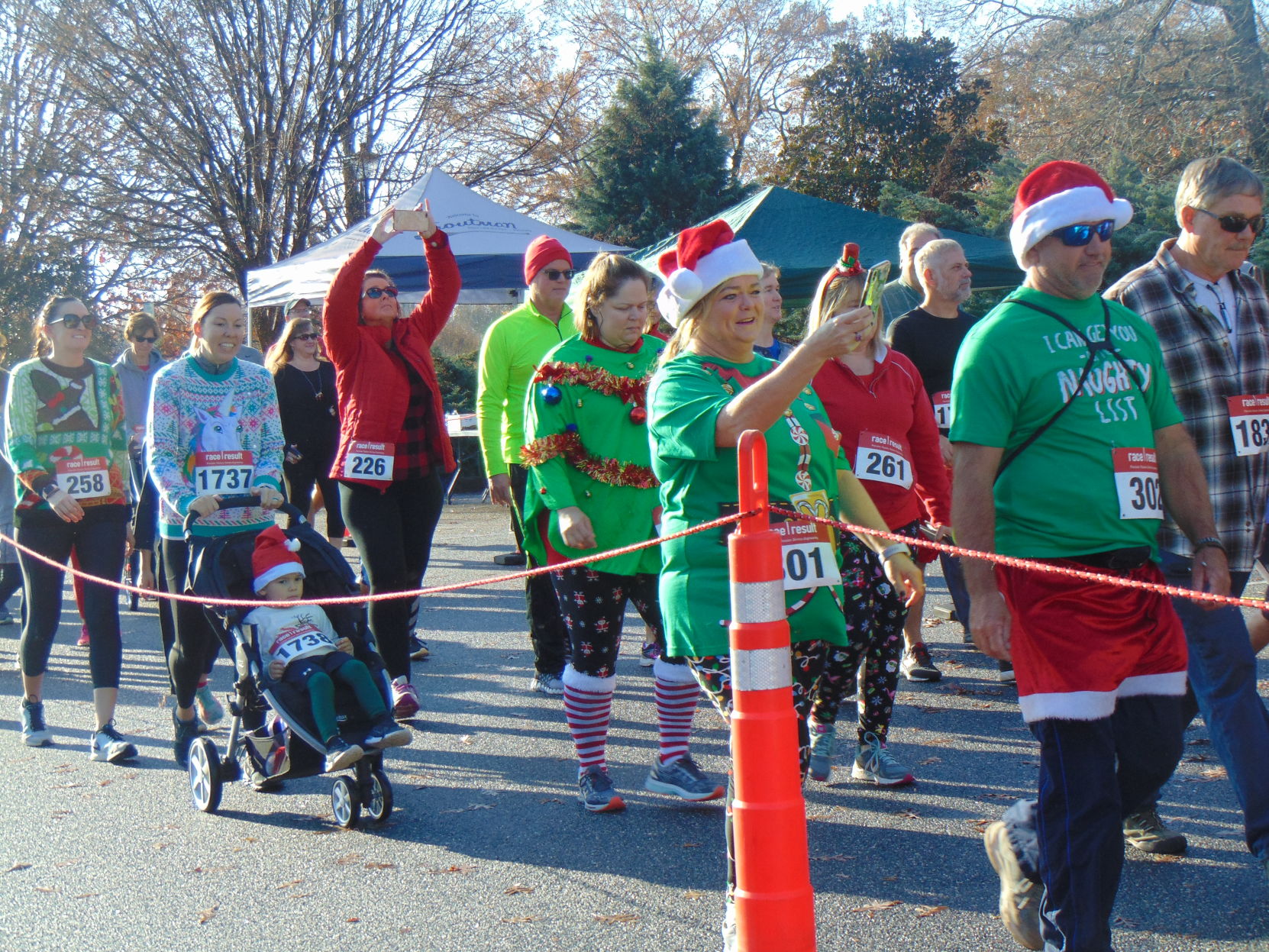 Jingle Run 5K (13).JPG